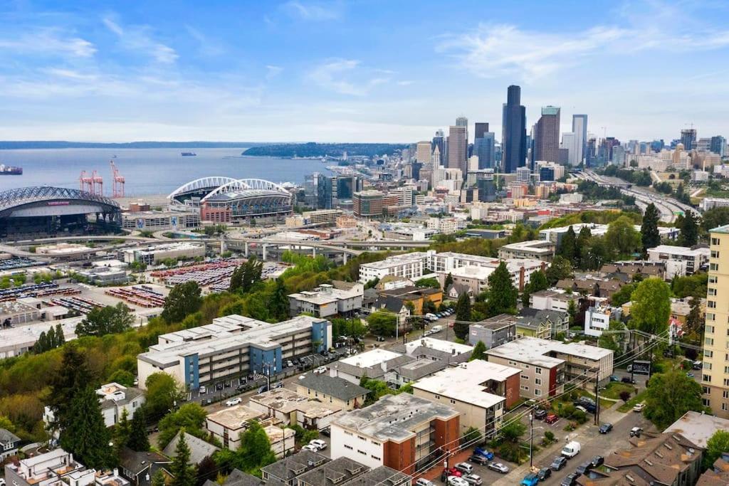 Hillside In Seattle - Updated And Well Appointed. Exteriör bild